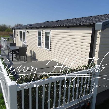 태터셜 Luxury Hot Tub Retreat 빌라 외부 사진
