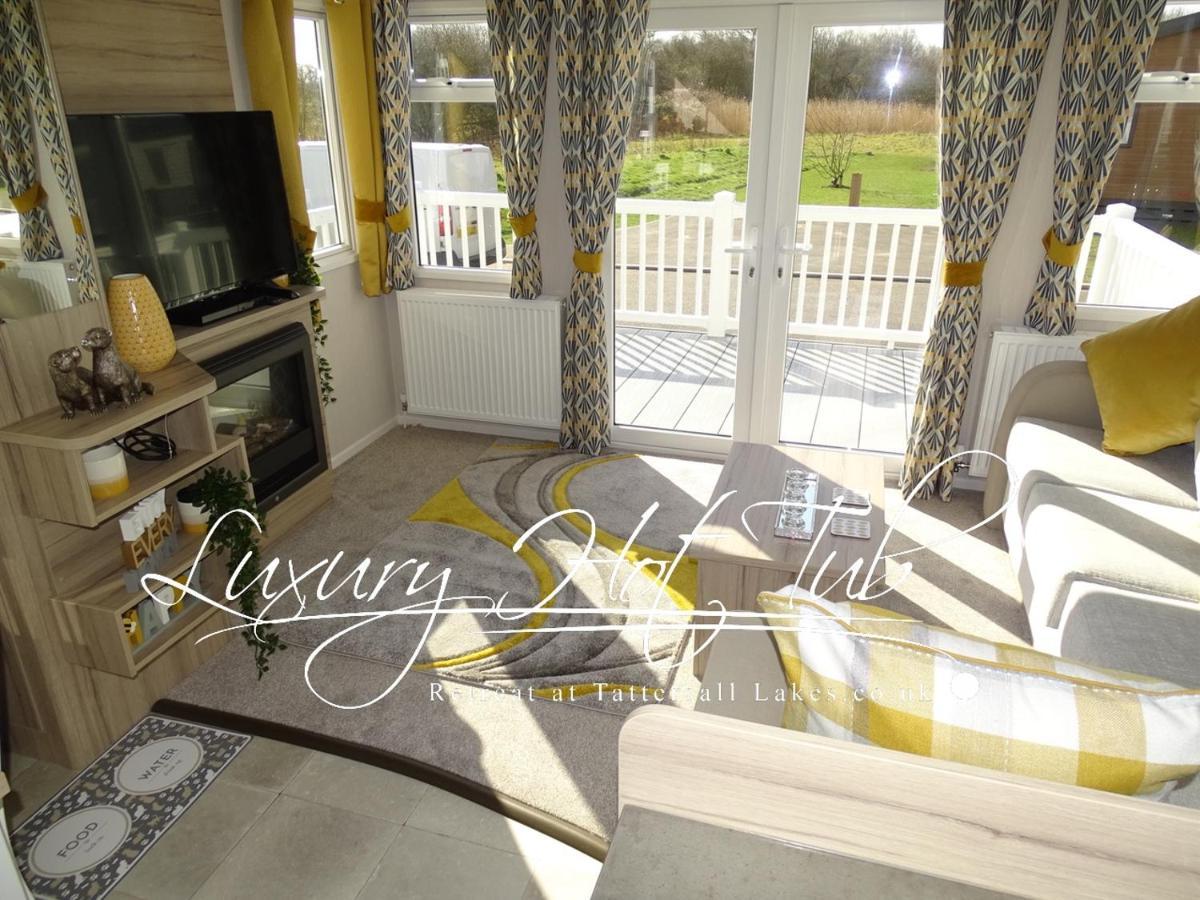태터셜 Luxury Hot Tub Retreat 빌라 외부 사진